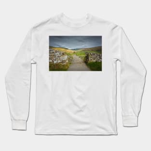 Muker Views Long Sleeve T-Shirt